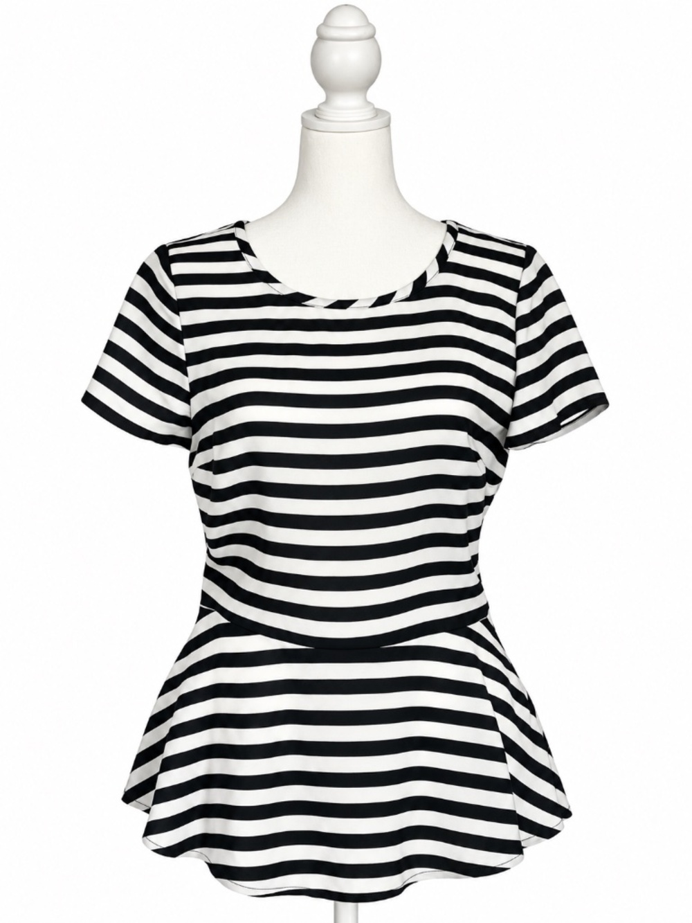 Banana Republic Petite 4P Black & Ivory Striped Peplum Top 100% Rayon